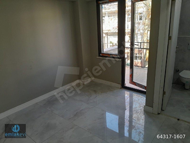 Kocamustafapaşa da YENİ BİNADAN 1+1 kiralık daire - Görsel 9