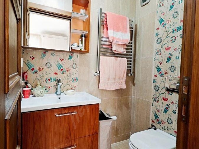 GAYRETTEPE PAZAR SOKAK METRO YANI 4 + 1 KAT - Görsel 29