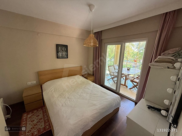 KUŞADASI GOLF RESORTTE SATILIK FULL EŞYALI,MANZARALI 1+1 - Görsel 21