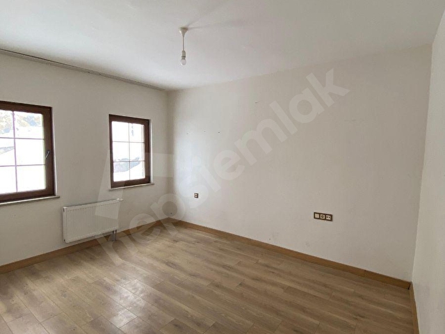 AKDAĞ GAYRİMENKUL-Bogaziçi Toki de 2+1 yüksek giriş 90 m2 temiz - Görsel 8