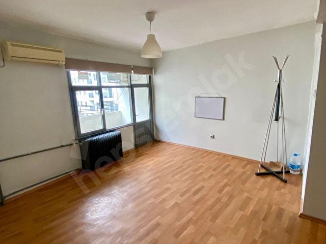 KADIKÖY HALİTAĞA CADDESİNDE KİRALIK OFİS - Görsel 4