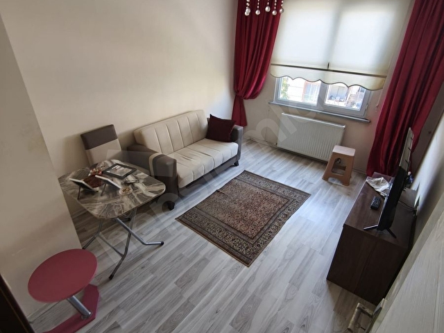 DİLAN GYODAN SATILIK 2+1 KAPALI MUTFKA CADDE ÜSTÜ AİLE BİNASI - Görsel 9