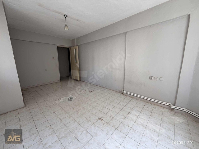 NOKTADAN BARIŞ YAPI SİTESİNDE SATILIK DOĞALGAZLI ARA KAT DAİRE - Görsel 13
