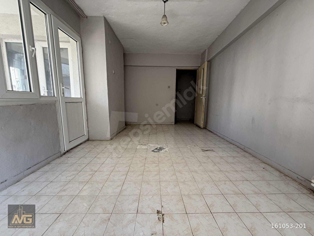 NOKTADAN BARIŞ YAPI SİTESİNDE SATILIK DOĞALGAZLI ARA KAT DAİRE - Görsel 10