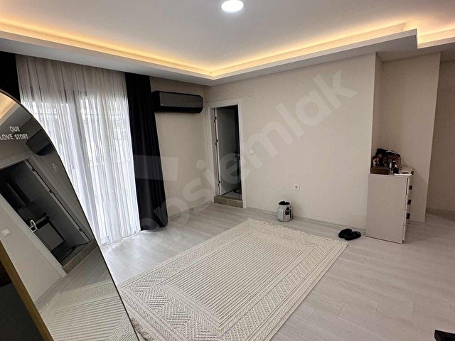 KOYUNDERE ÇARŞIDA YÜKSEK KİRA GETİRİLİ LÜX 4+1 - Görsel 16