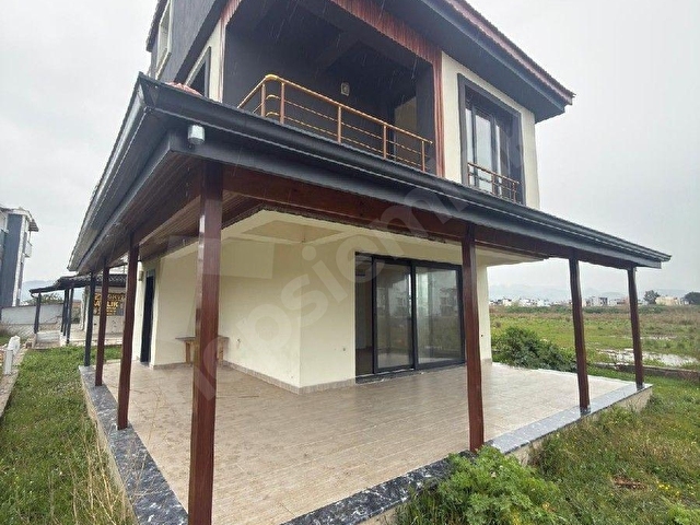 SAADET KORKMAZdan Dikili Salihleraltında Satılık Tam Müstakil 4+1 Villa