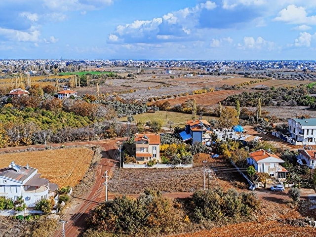 DÜZLERÇAMINDA 579 M2 KÖŞE PARSEL VİLLA ARSASI - Görsel 24