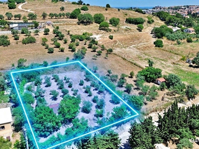 Urla İtokent Yolunda İmar Yakın İçnde İş Yeri Olan Satılık Arazi - Görsel 20