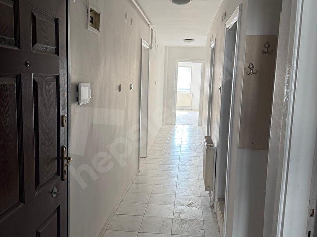 EMSALSİZ LOKASYON METRO YAKINI 4+1 190 M2 SATILIK DAİRE - Görsel 5