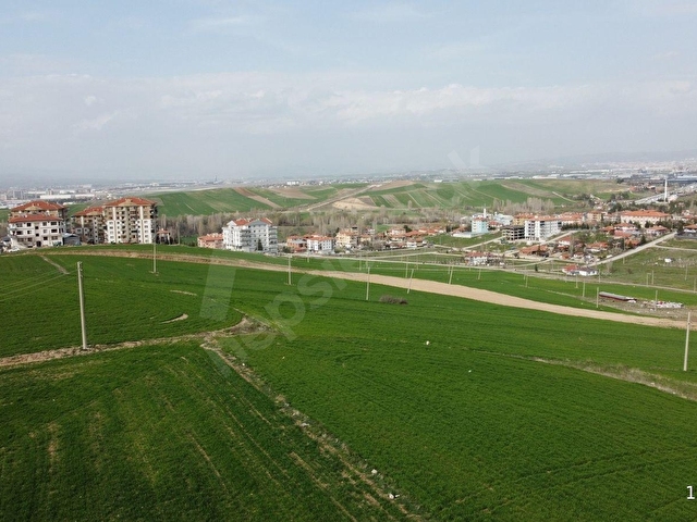 --*ALTINOVA DA İMARA SINIR 1014 (801ADA5) PARSEL 335 METRE--* - Görsel 2
