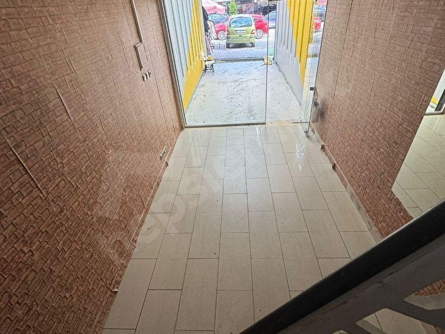 KAMELYA EMLAKTAN Merterde Asma Katlı 80m2 Depolu Mağaza - Görsel 23