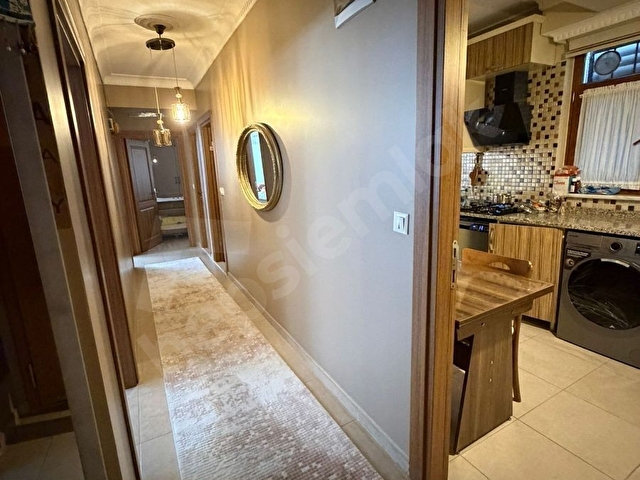 EYÜPSULTAN İSLAMBEYDE CUMA PAZARI YANI SATILIK 3+1 147 M2 DAİRE - Görsel 3