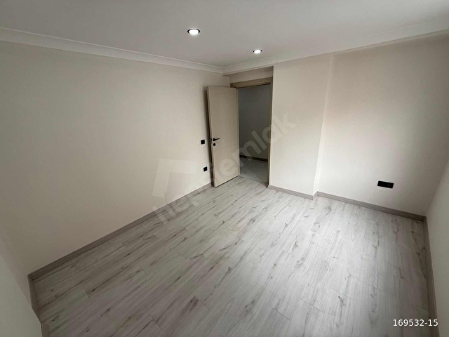 KÜÇÜKÇEKMECE CUMHURİYET MH SATILIK ÇOK GENİŞ SIFIR 3+1 DAİRE - Görsel 21