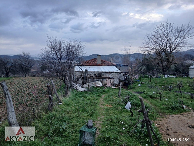çanakkale bayramiç akçakıl köyü içi taş ev bulunan müstakil arsa