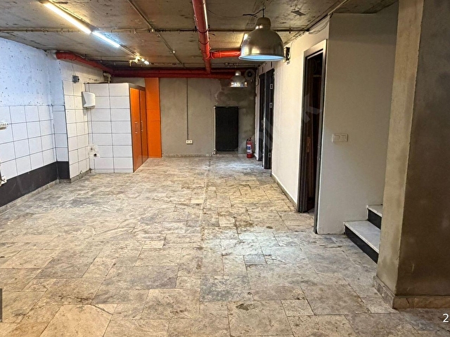 Nişantaşı Valikonağı Cad. 100m Mesafede 160m² Kiralık Köşe Dükkan - Görsel 8