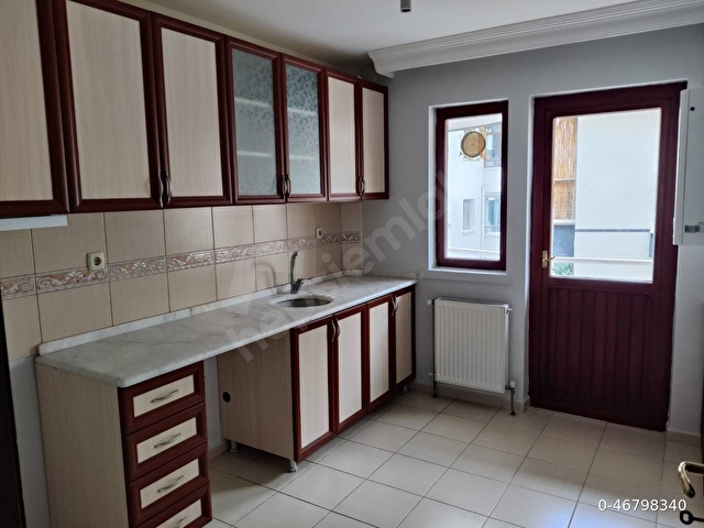 Sahibinden Kiralık Mürsel Uluç - Panaro Yakını Mantolamalı - Görsel 3