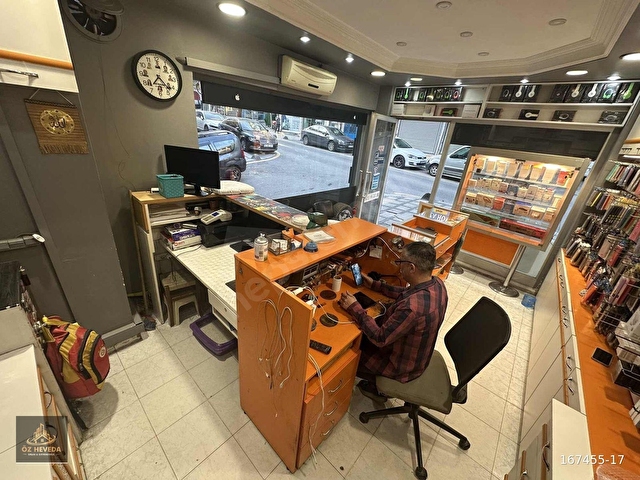 ÖZ HEVEDA GÜVENCESİYLE SATILIK KEMER CADDESİNDE 25 M2 DÜKKAN - Görsel 3