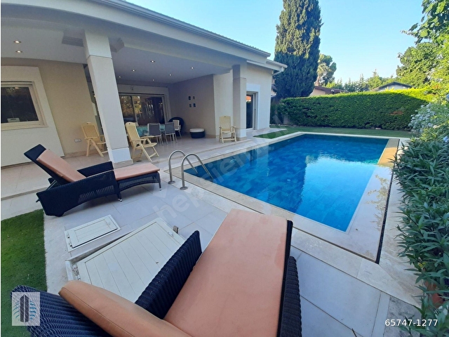(A1277) Şantiye evlerinde, plaja 100 m, özel havuzlu, 5+2 villa