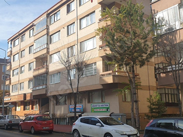 BAHÇELİEVLER MAHALLESİNDE İÇİ KOMPLE YENİLENEN SATILIK 2+1 DAİRE - Görsel 4