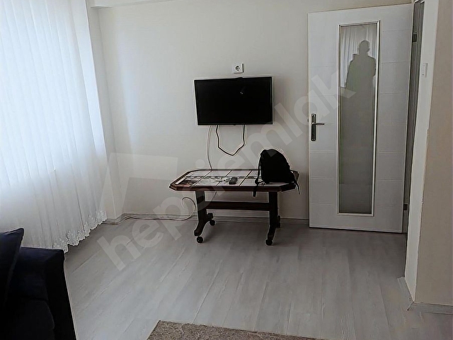SİVAS 4 EYLÜL DE TEMİZ FULL YAPILI EŞYALI 2+1 DAİRE
