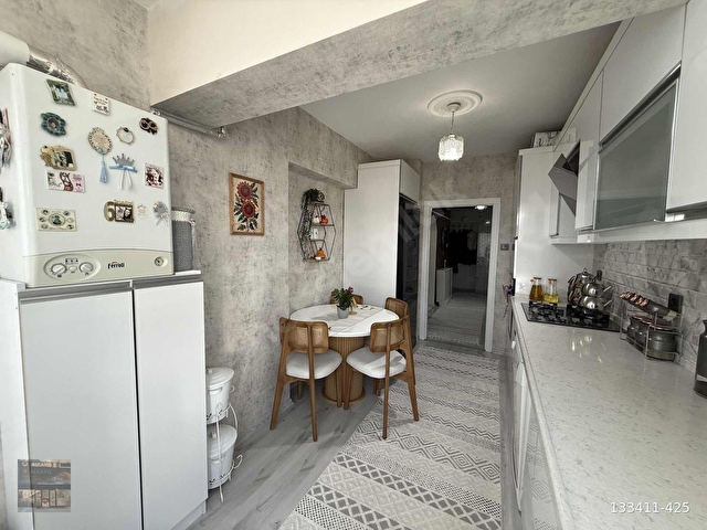 CADDE ÜZERİNDE KREDİ LİMİ YÜKSEK İSKANLI 2.KAT 3+1 FIRSAT DAİRE - Görsel 13