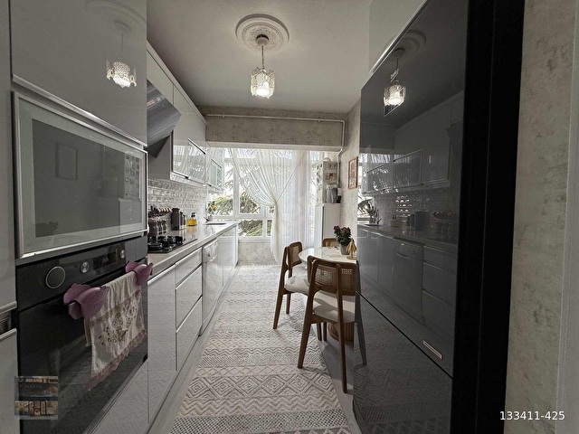 CADDE ÜZERİNDE KREDİ LİMİ YÜKSEK İSKANLI 2.KAT 3+1 FIRSAT DAİRE - Görsel 9