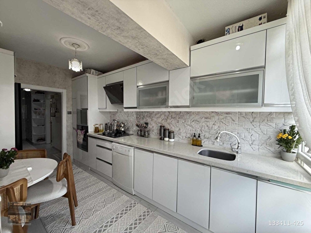 CADDE ÜZERİNDE KREDİ LİMİ YÜKSEK İSKANLI 2.KAT 3+1 FIRSAT DAİRE - Görsel 12