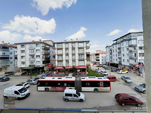 CADDE ÜZERİNDE KREDİ LİMİ YÜKSEK İSKANLI 2.KAT 3+1 FIRSAT DAİRE - Görsel 7