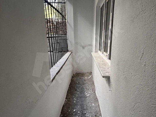 SÜTLÜCE MAHALLESİNDE KOMPLE YENİLENMİŞ 2+1 KİRALIK DAİRE - Görsel 4