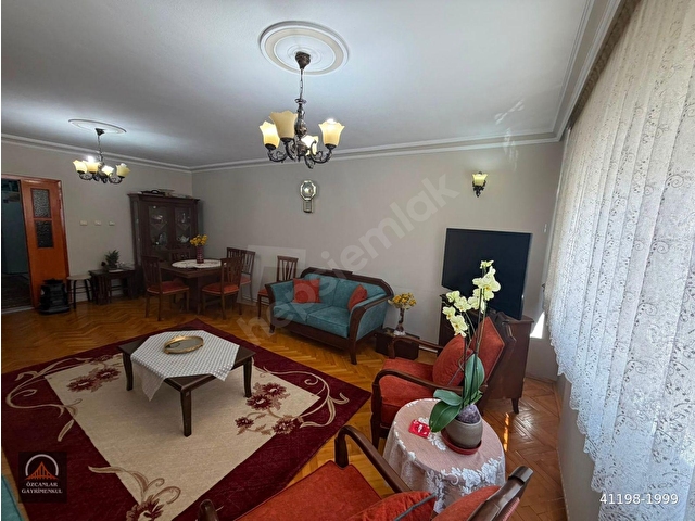 ÖZCANLARDAN MERKEZİ KONUMDA EŞYALI KİRALIK DAİRE - Görsel 3