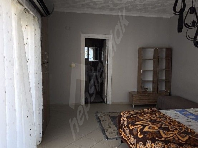 Konyaaltı limanda havuzlu 2+1 dubleks full eşyalı kiralık daire - Görsel 11