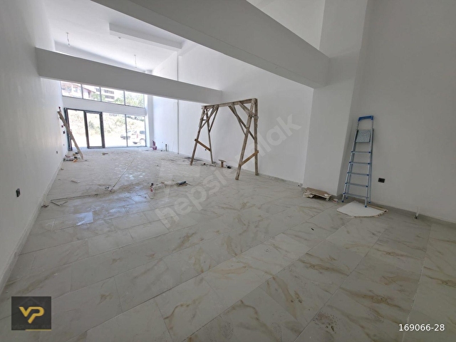 VİPDEN BULVAR ÜZERİ TABELA DEĞERİ YÜKSEK 100M² KİRALIK DÜKKAN - Görsel 8