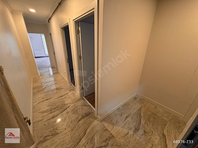 ACIBADEM YAPRAK SOKAKTA, SIFIR BİNADA, İSKANLI 3+1 SATILIK DAİRE - Görsel 17