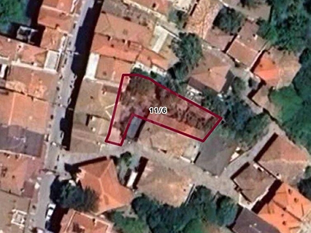 Dr.House dan Merkez Üsküdar Caddesi Çıkışlı İki Kat İzinli Arsa. - Görsel 14