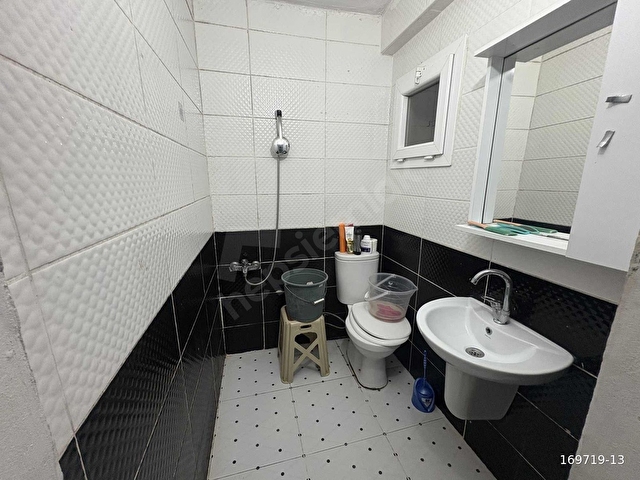 FEVZİ ÇAKMAK MAHALLESİ MERKEZİ KONUMDA 3+1 ARA KAT SATILIK DAİRE - Görsel 26