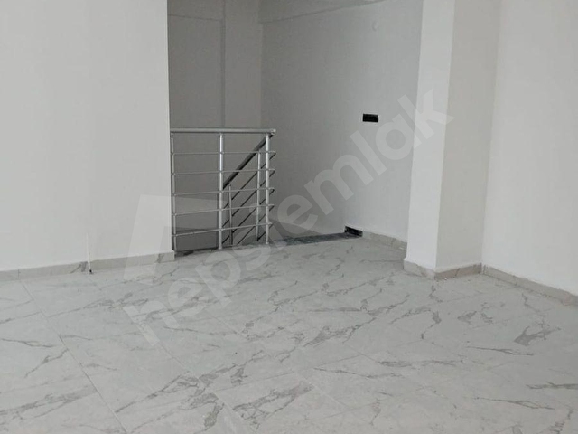 GÖZDEM GAYRİMENKULDEN KİRALIK 2 KATLI DÜKKAN - Görsel 15