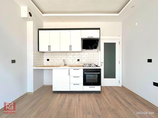🏡 REFERANSTAN AKÇAYDA MERKEZİ LOKASYONDA ÖN CEPHE ARA KAT 1+1 DAİRE