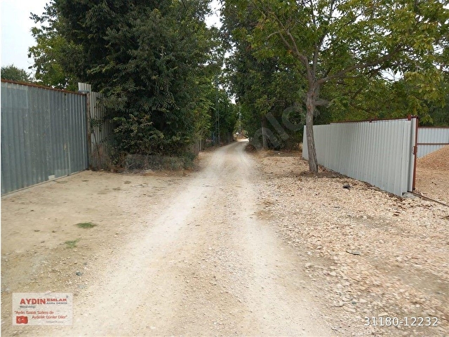 BURSA NİLÜFER DEMİRCİ DE 1300 m2 KİRALIK YOLA CEPHE ETRAFI ÇEVRİLİ AÇIK  DEPO