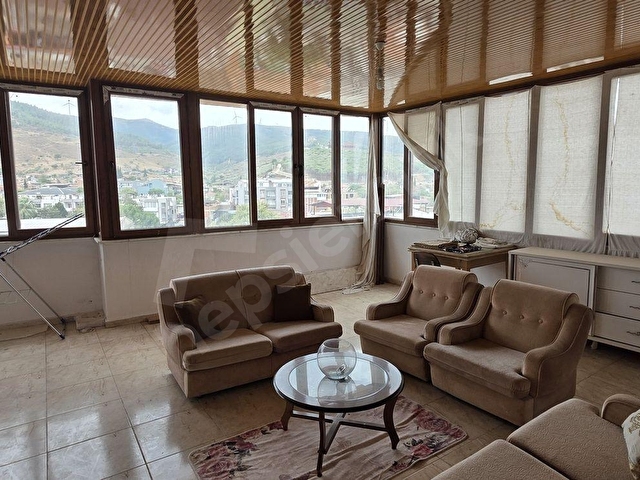 Kınık Merkezde Satılık Dubleks 290 m²