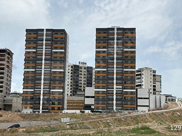 BAĞCIDAN İSTANBUL YOLU MANZARALI TEKLİFE AÇIK SATILIK DAİRE