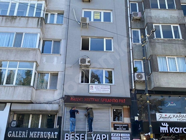 ŞİŞLİ ERGENEKON CADDDESİNDE KİRALIK İŞ YERİ 3. KAT ASANSÖRLÜ KLİMALI METRO YA 4 DK