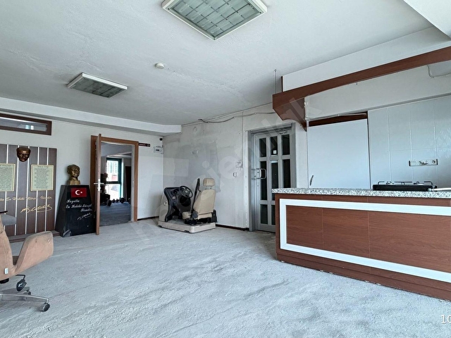 İLKADAN CADDE ÜZERİ FIRSAT KİRALIK TABELA DEĞERİ YÜKSEK OFİS - Görsel 18