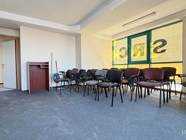 İLKADAN CADDE ÜZERİ FIRSAT KİRALIK TABELA DEĞERİ YÜKSEK OFİS - Görsel 12