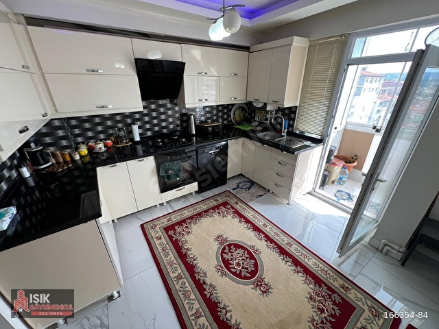 YENİ YAPILAN ADLİYE KARŞISI MANZARALI ASANSÖRLÜ OTOPARKLI 3+1 - Görsel 25