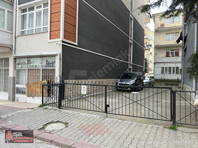 YENİ YAPILAN ADLİYE KARŞISI MANZARALI ASANSÖRLÜ OTOPARKLI 3+1 - Görsel 23