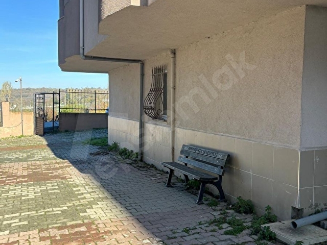Arnavutköy Taşolukta site içerisinde satılık daire 2+1 - Görsel 2