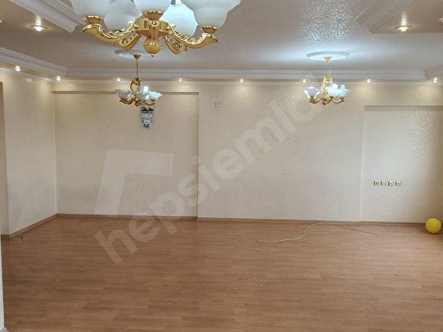 GÜVENEVLERDE GENİŞ 3+1 DAİRE - Görsel 22