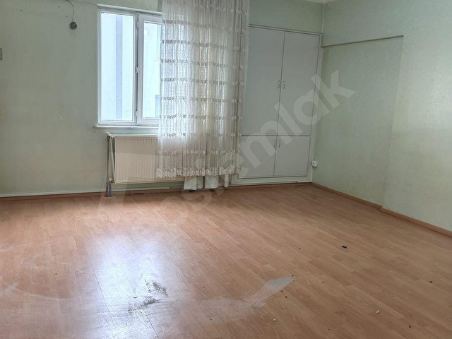 GÜVENEVLERDE GENİŞ 3+1 DAİRE - Görsel 15