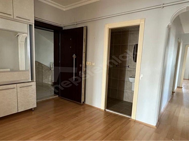POLATLI ANADOLU DAN ŞEHİTLİK FIRSAT DAİRE KACMAZ 4+1 ORTA KAT BANYO BALKON ÇİFTTİR SÜPER KONUMLUDUR - Görsel 9