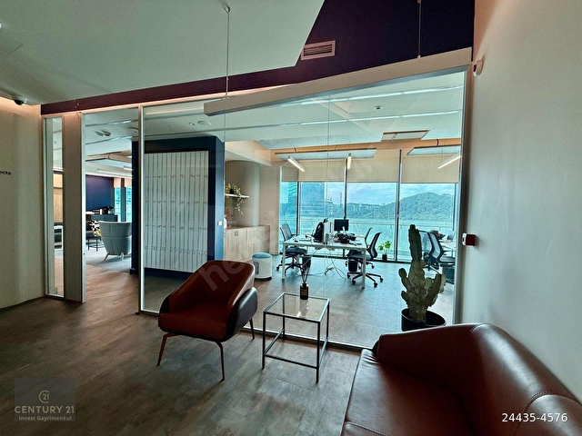 Vadistanbul Kiralık Ofis 450m2 +36m2 Teraslı Dekorasyonlu Maslak - Görsel 29
